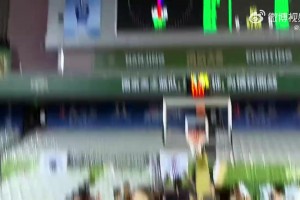 无论有没有J.Cole，这辈子都该去同曦男篮的主场看场球